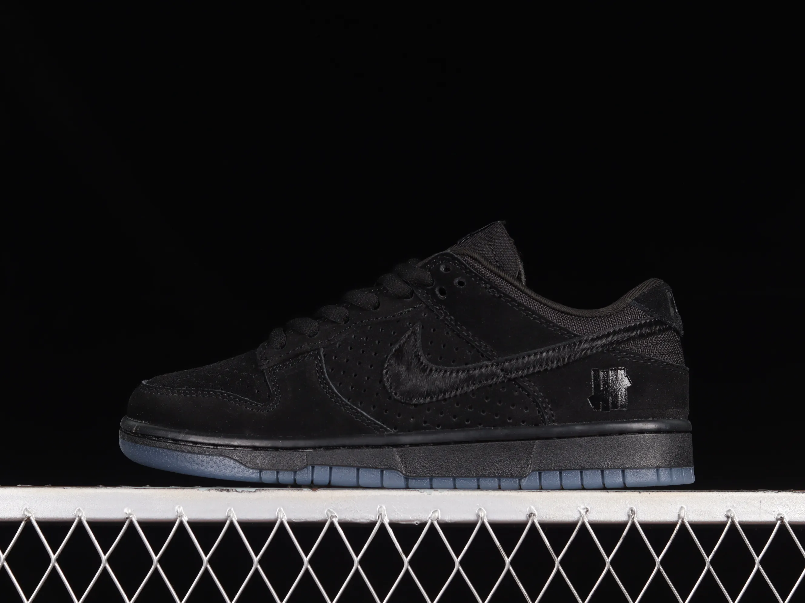All categories Nk SB Dunk series Nk SB Dunk Low low-top sneakers Z version UNDFEATED x Nk Dunk Low black soul color dunk series low-top casual sports skateboard shoes DO9329-001